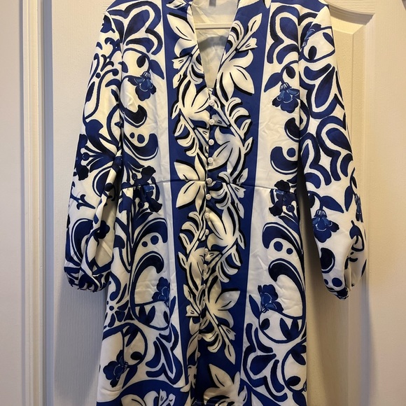 Shein blue floral dress - Picture 3 of 4